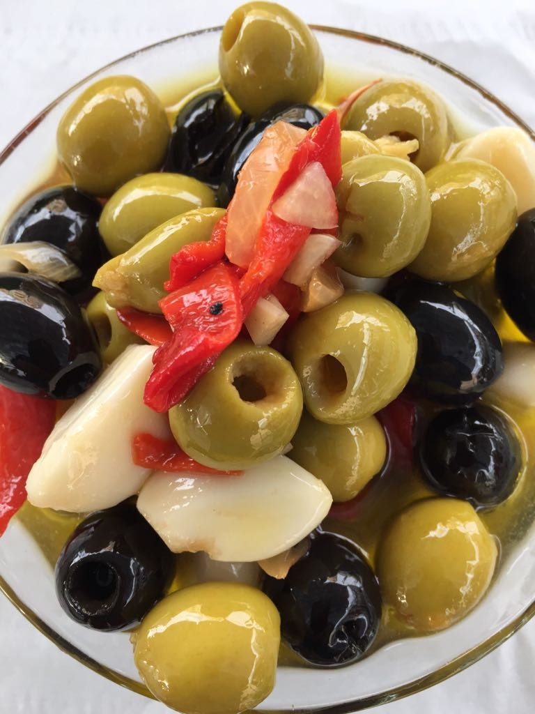Misto de aceitunas negras y verdes 1Kg